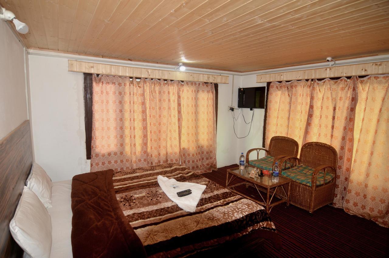 Kashmir House Otel Pahalgām Dış mekan fotoğraf