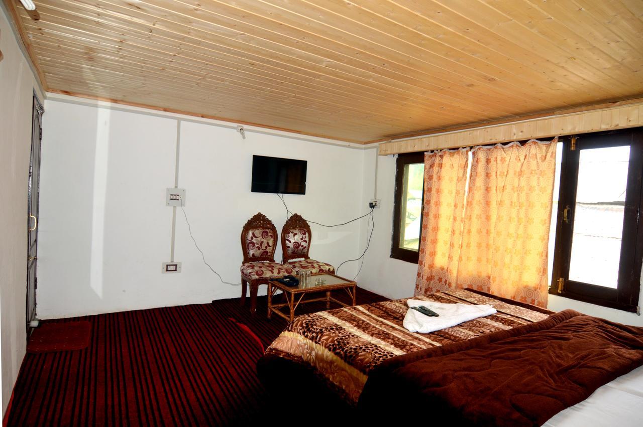 Kashmir House Otel Pahalgām Dış mekan fotoğraf