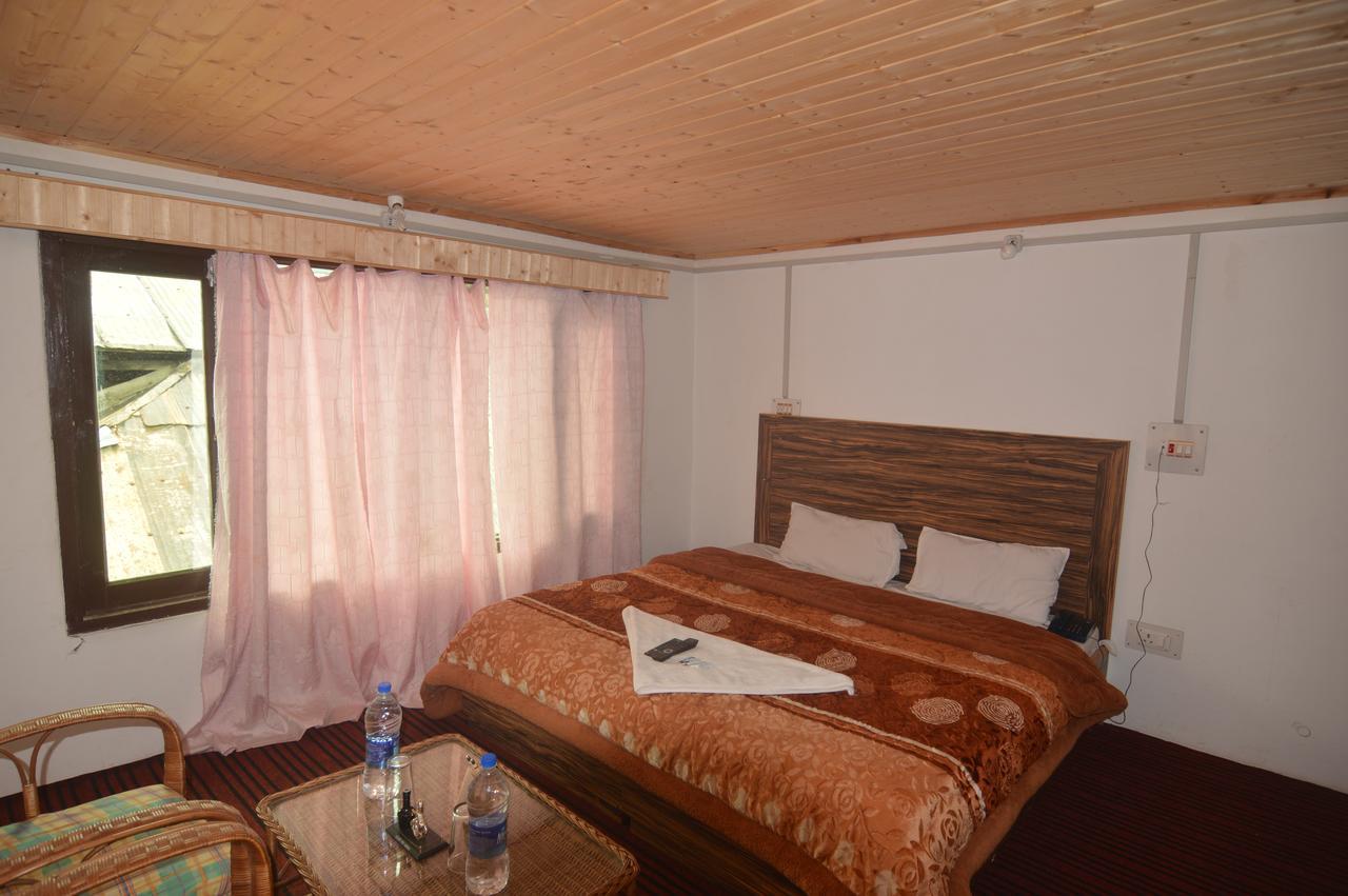 Kashmir House Otel Pahalgām Dış mekan fotoğraf